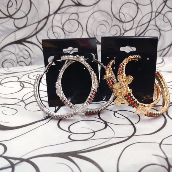 Bubble Bee sliver and gold large hoop earrings - Picture 4 of 5